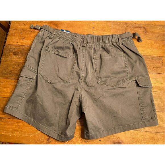 Terra & Sky 18W plus size NWT high rise shorts green cargo - Picture 5 of 7